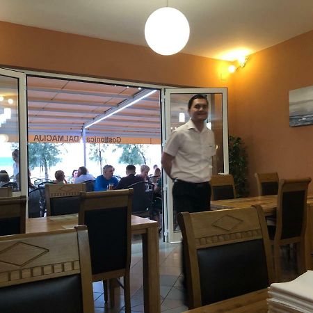 Apartments Dalmacija Starigrad Paklenica Bagian luar foto
